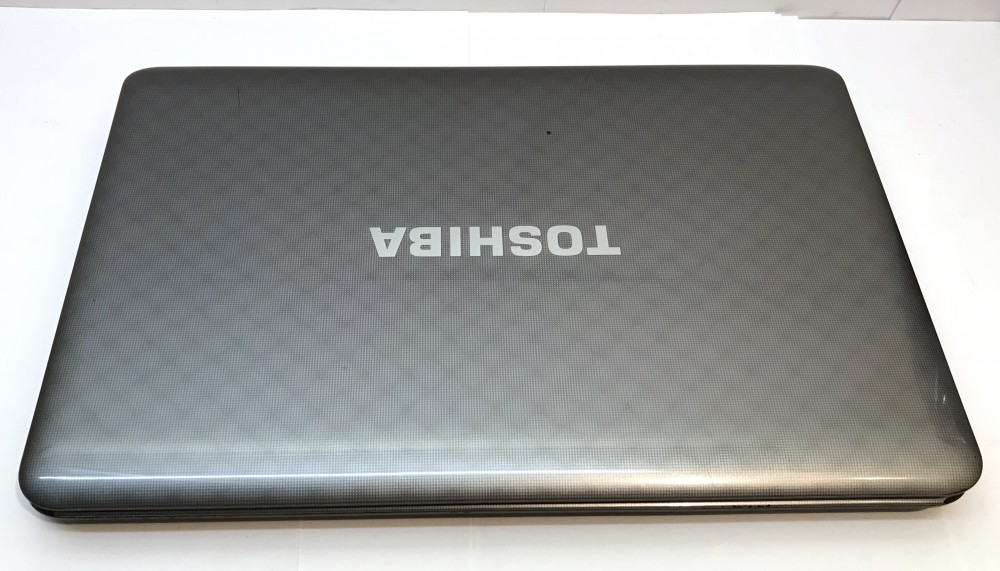 Toshiba Satellite L755 15 6 haszn lt laptop i5 2410M 2.90Gh