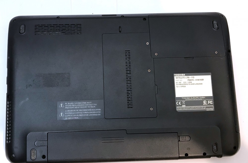 Toshiba Satellite L755 15 6 haszn lt laptop i5 2410M 2.90Gh