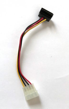 Molex SATA L végű táp kábel átalakító 