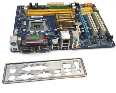 Gigabyte GA-G31M-ES2C LGA775 használt alaplap PCI-e Integált VGA