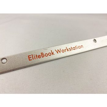   HP EliteBook 8560w 8570w használt bontott zsanér takaró fém elem